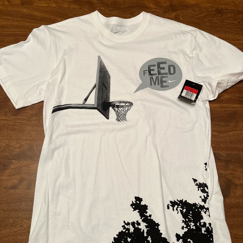 Nike Basketball SS shirt